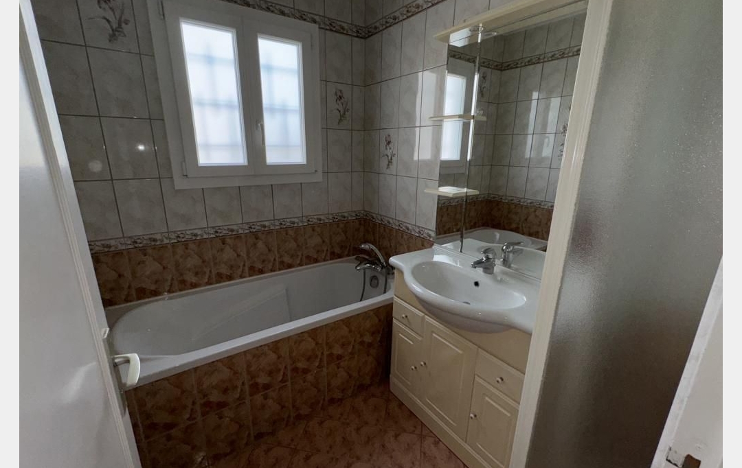 CHEVALIER IMMOBILIER : Maison / Villa | SAINT-AMAND-MONTROND (18200) | 88 m2 | 138 000 € 