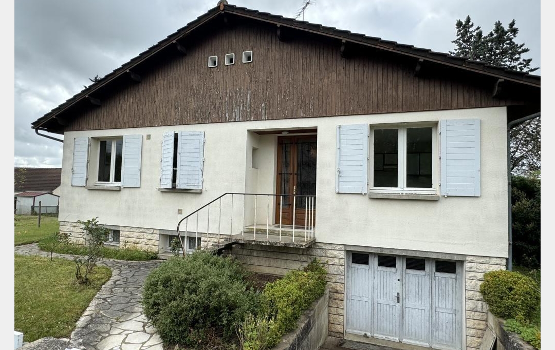 CHEVALIER IMMOBILIER : Maison / Villa | SAINT-AMAND-MONTROND (18200) | 84 m2 | 76 000 € 