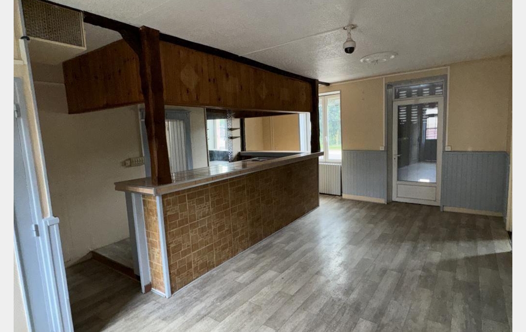 CHEVALIER IMMOBILIER : Building | ORVAL (18200) | 177 m2 | 60 000 € 