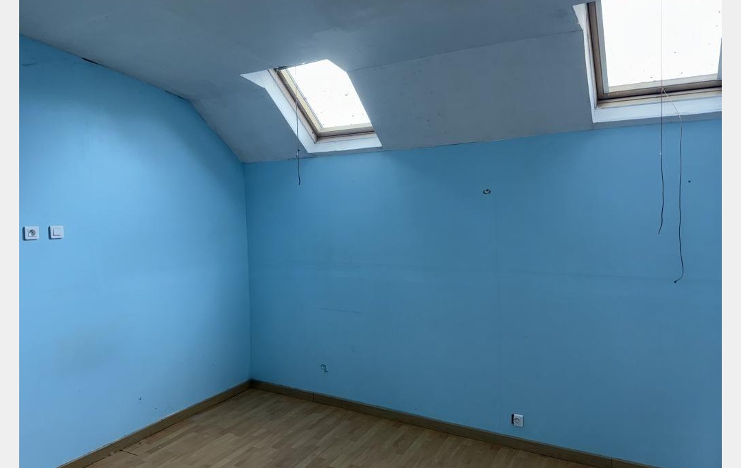 CHEVALIER IMMOBILIER : Building | ORVAL (18200) | 177 m2 | 60 000 € 