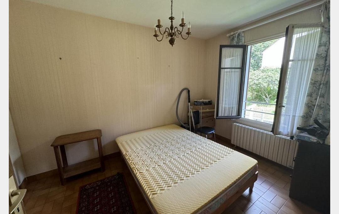 CHEVALIER IMMOBILIER : Maison / Villa | SAINT-AMAND-MONTROND (18200) | 60 m2 | 44 000 € 