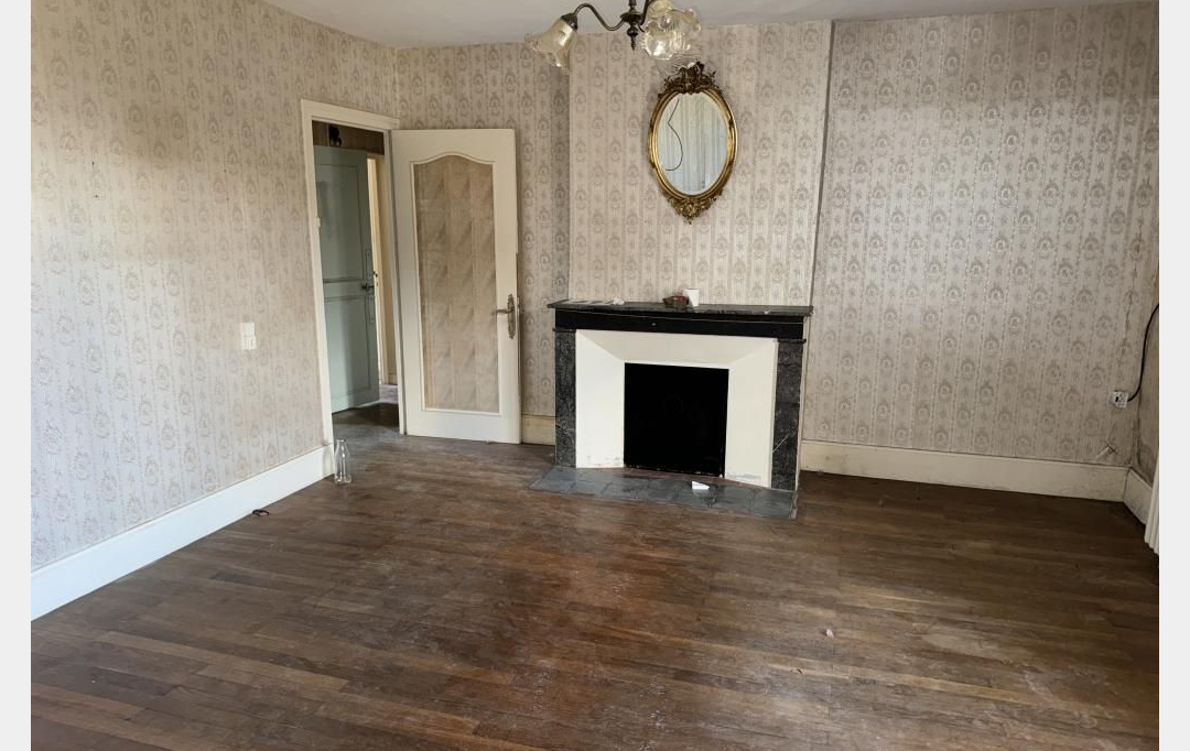CHEVALIER IMMOBILIER : Maison / Villa | SAINT-AMAND-MONTROND (18200) | 115 m2 | 88 000 € 