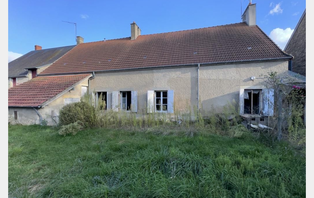 CHEVALIER IMMOBILIER : Maison / Villa | SAINT-AMAND-MONTROND (18200) | 115 m2 | 88 000 € 