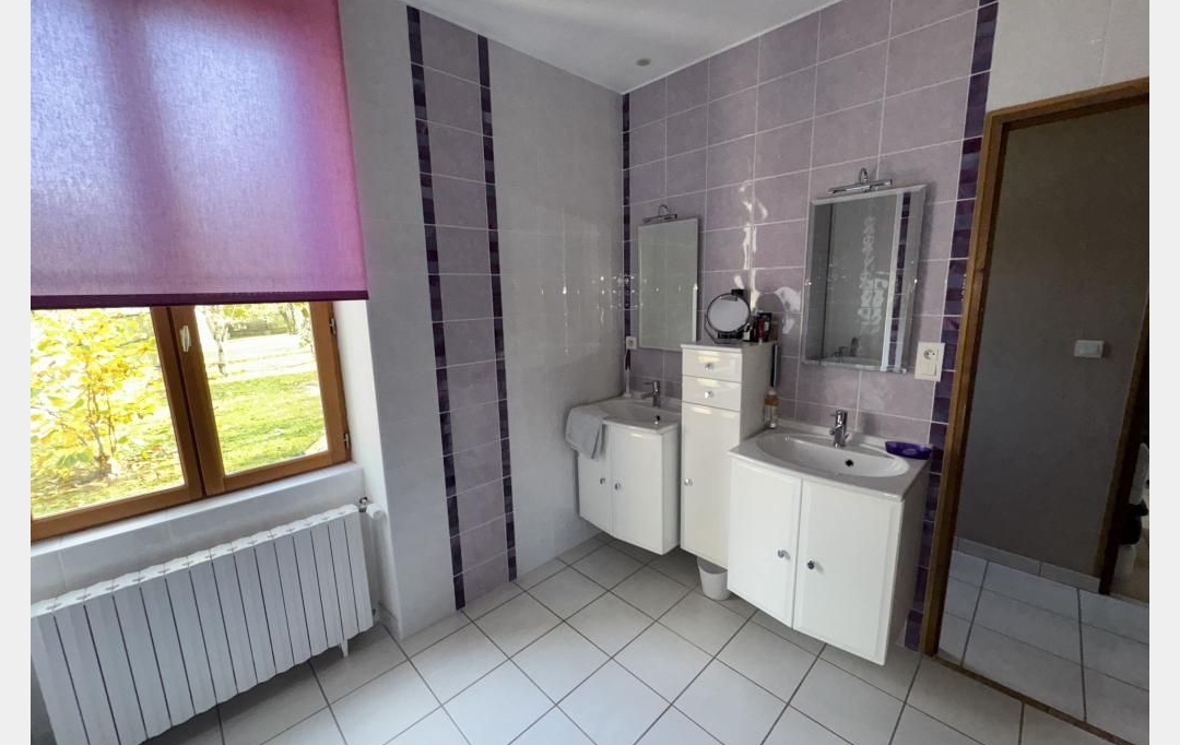 CHEVALIER IMMOBILIER : House | ORVAL (18200) | 140 m2 | 186 000 € 