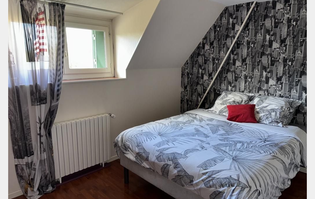 CHEVALIER IMMOBILIER : House | ORVAL (18200) | 140 m2 | 186 000 € 