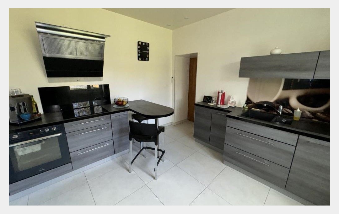 CHEVALIER IMMOBILIER : House | ORVAL (18200) | 140 m2 | 186 000 € 
