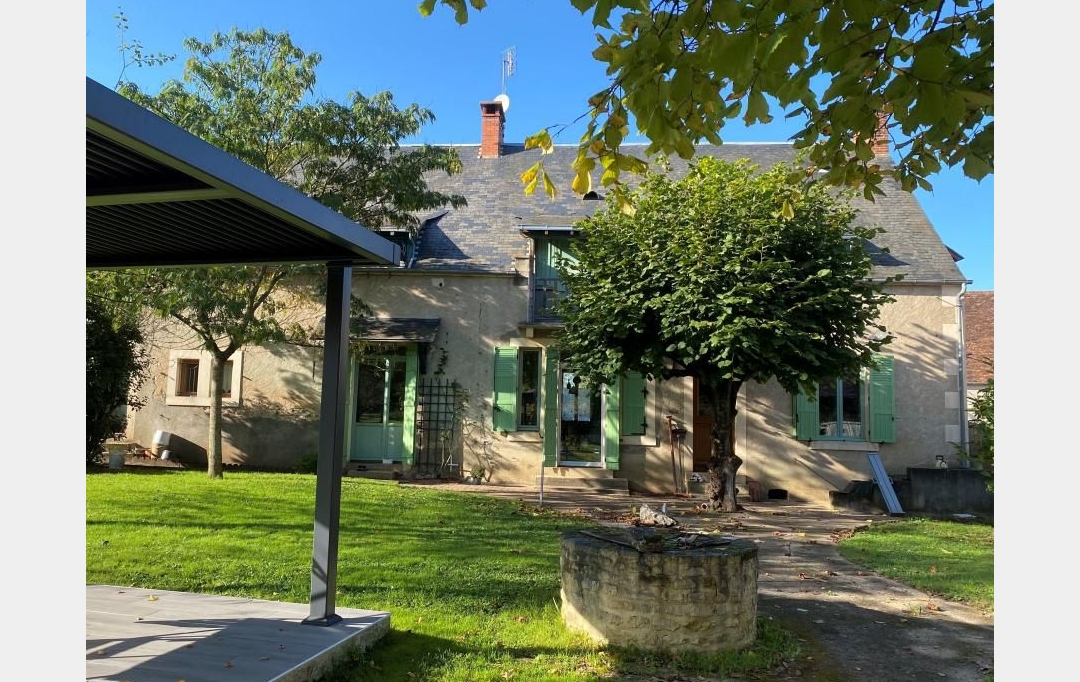 CHEVALIER IMMOBILIER : House | ORVAL (18200) | 140 m2 | 186 000 € 