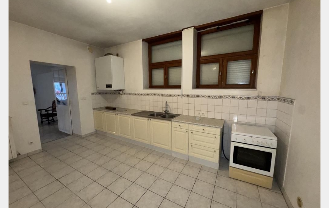 CHEVALIER IMMOBILIER : Maison / Villa | SAINT-AMAND-MONTROND (18200) | 147 m2 | 108 000 € 