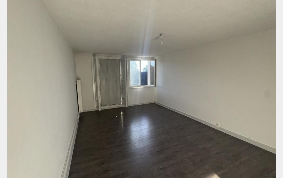 CHEVALIER IMMOBILIER : Immeuble | SAINT-AMAND-MONTROND (18200) | 575 m2 | 423 000 € 