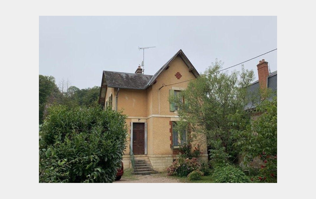 CHEVALIER IMMOBILIER : Maison / Villa | SAINT-AMAND-MONTROND (18200) | 85 m2 | 70 850 € 