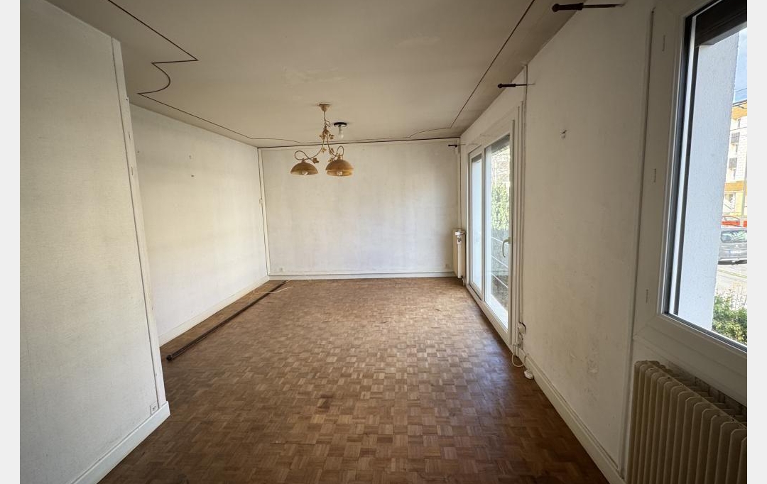 CHEVALIER IMMOBILIER : Maison / Villa | SAINT-AMAND-MONTROND (18200) | 87 m2 | 81 750 € 