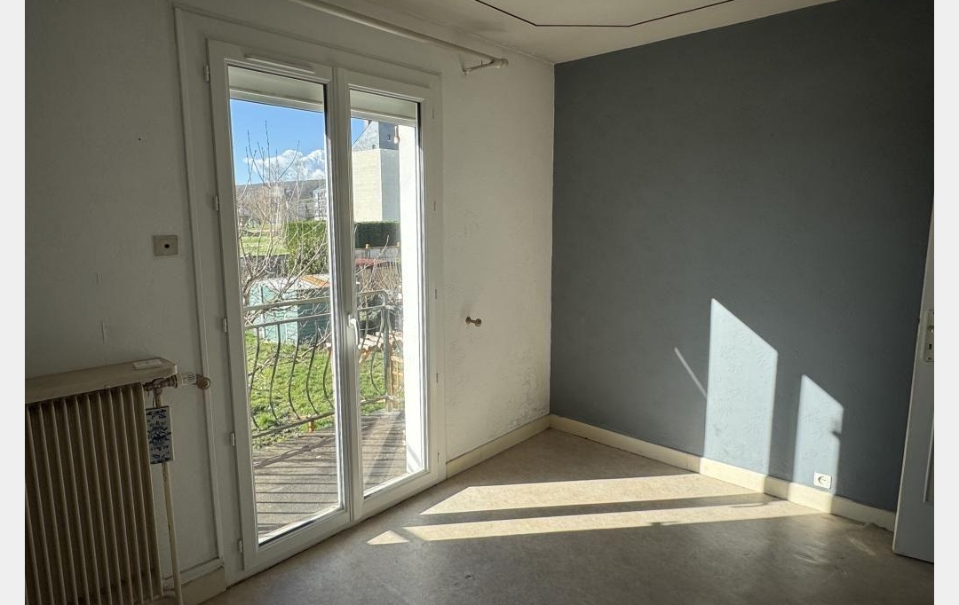 CHEVALIER IMMOBILIER : Maison / Villa | SAINT-AMAND-MONTROND (18200) | 87 m2 | 81 750 € 
