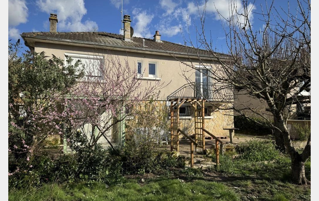 CHEVALIER IMMOBILIER : Maison / Villa | SAINT-AMAND-MONTROND (18200) | 87 m2 | 81 750 € 