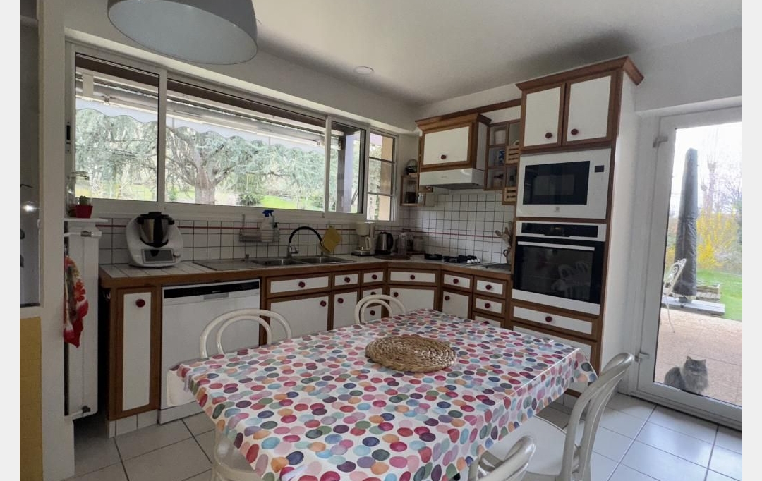 CHEVALIER IMMOBILIER : Maison / Villa | SAINT-AMAND-MONTROND (18200) | 196 m2 | 402 300 € 