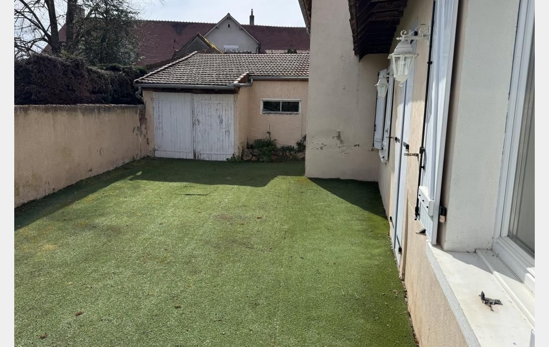 CHEVALIER IMMOBILIER : Maison / Villa | SAINT-BONNET-TRONCAIS (03360) | 65 m2 | 99 000 € 