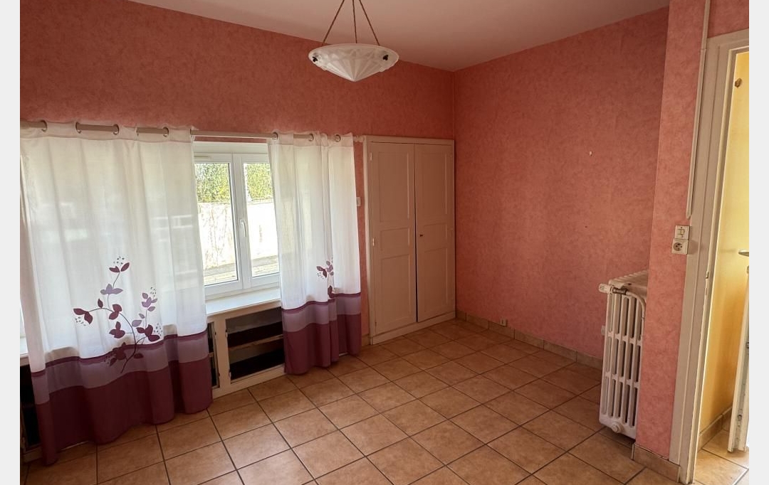 CHEVALIER IMMOBILIER : Maison / Villa | SAINT-BONNET-TRONCAIS (03360) | 65 m2 | 99 000 € 