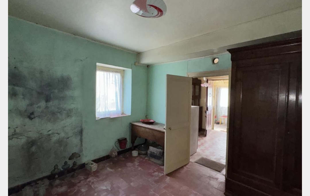CHEVALIER IMMOBILIER : Maison / Villa | SAINT-AMAND-MONTROND (18200) | 41 m2 | 76 000 € 