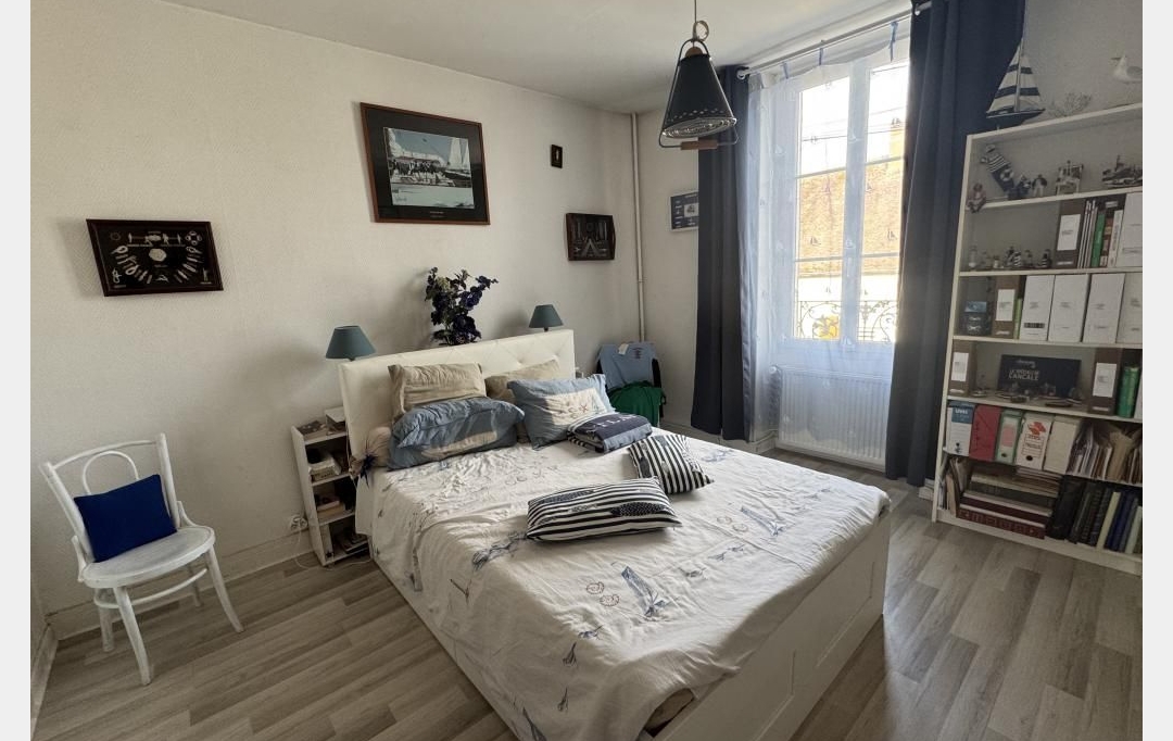 CHEVALIER IMMOBILIER : House | SAINT-AMAND-MONTROND (18200) | 185 m2 | 187 250 € 