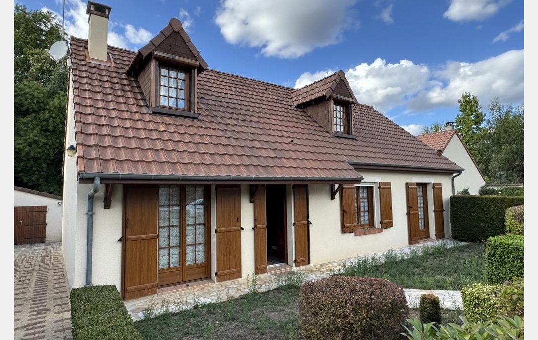 CHEVALIER IMMOBILIER : Maison / Villa | SAINT-AMAND-MONTROND (18200) | 129 m2 | 172 000 € 