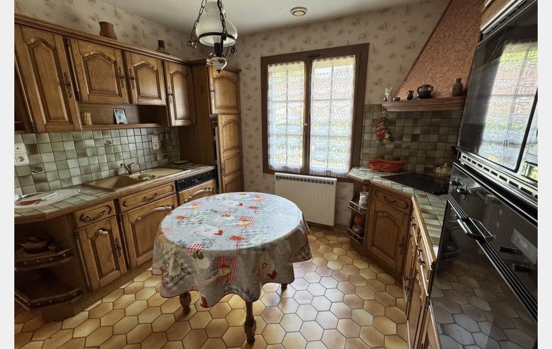 CHEVALIER IMMOBILIER : Maison / Villa | SAINT-AMAND-MONTROND (18200) | 129 m2 | 172 000 € 