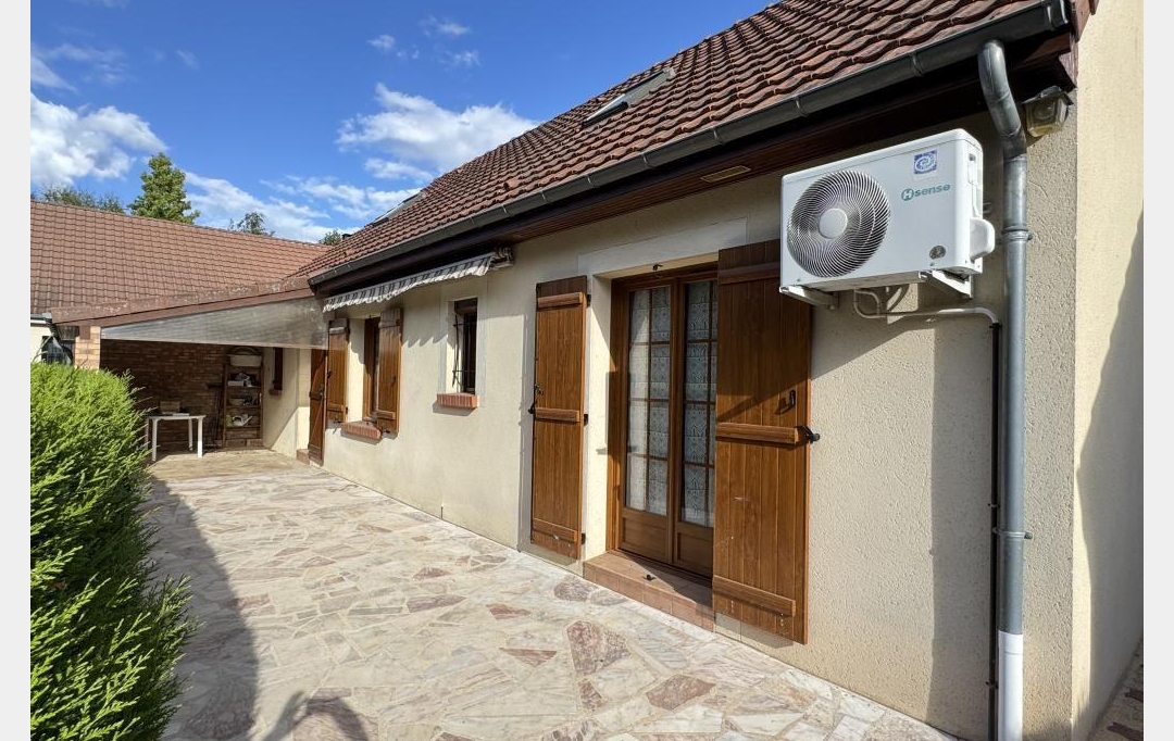 CHEVALIER IMMOBILIER : Maison / Villa | SAINT-AMAND-MONTROND (18200) | 129 m2 | 172 000 € 