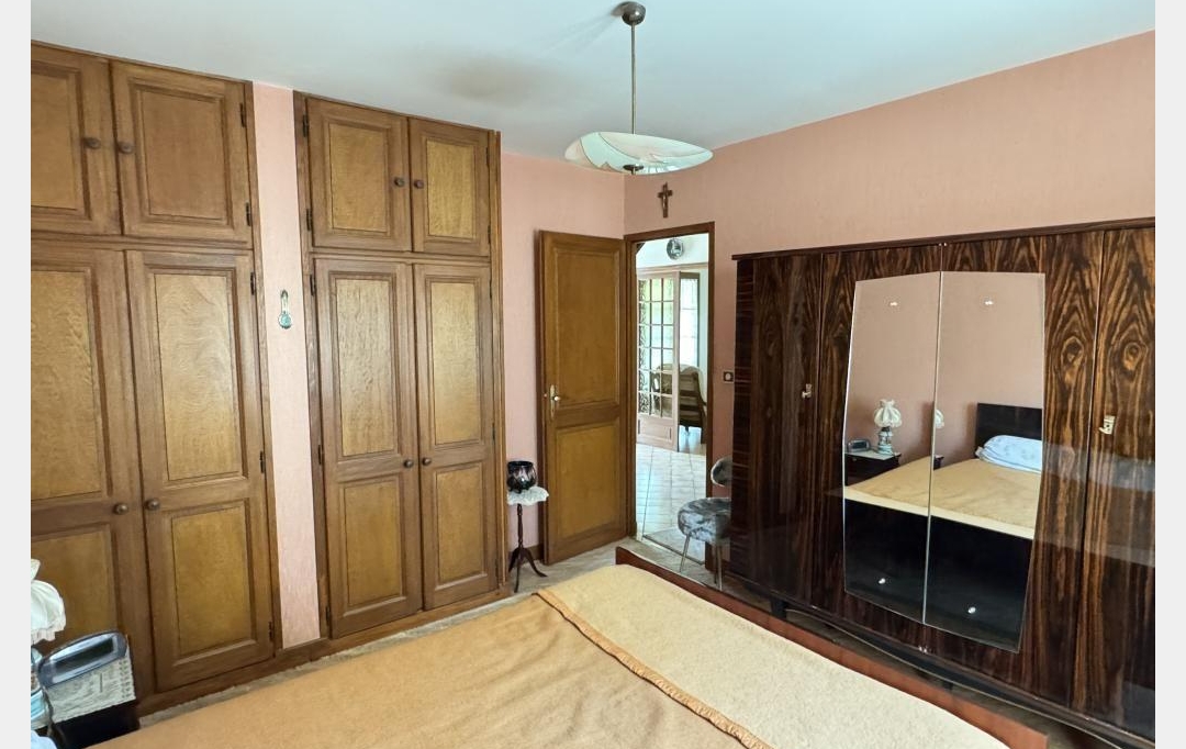 CHEVALIER IMMOBILIER : Maison / Villa | SAINT-AMAND-MONTROND (18200) | 129 m2 | 172 000 € 