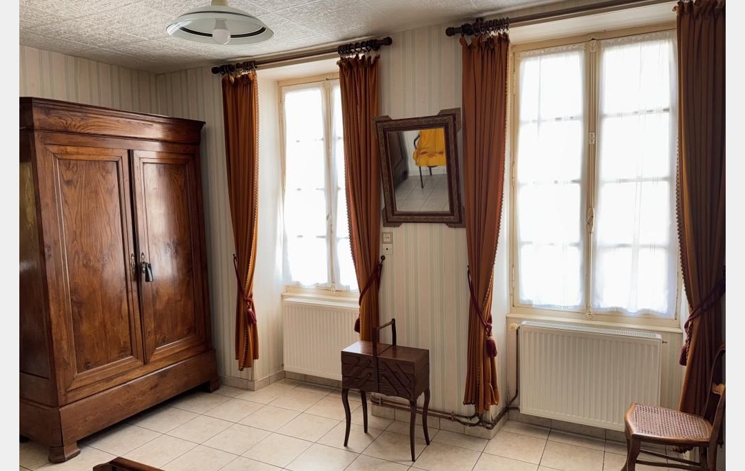 CHEVALIER IMMOBILIER : Maison / Villa | ISLE-ET-BARDAIS (03360) | 118 m2 | 49 500 &euro; 