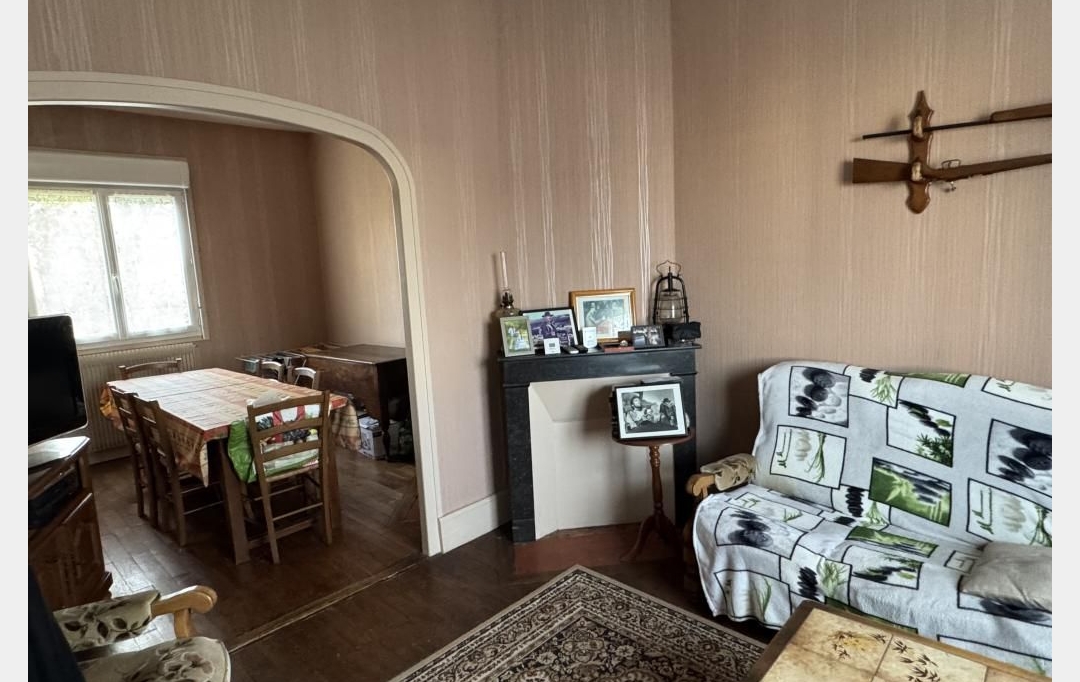 CHEVALIER IMMOBILIER : Maison / Villa | SAINT-AMAND-MONTROND (18200) | 57 m2 | 60 500 &euro; 