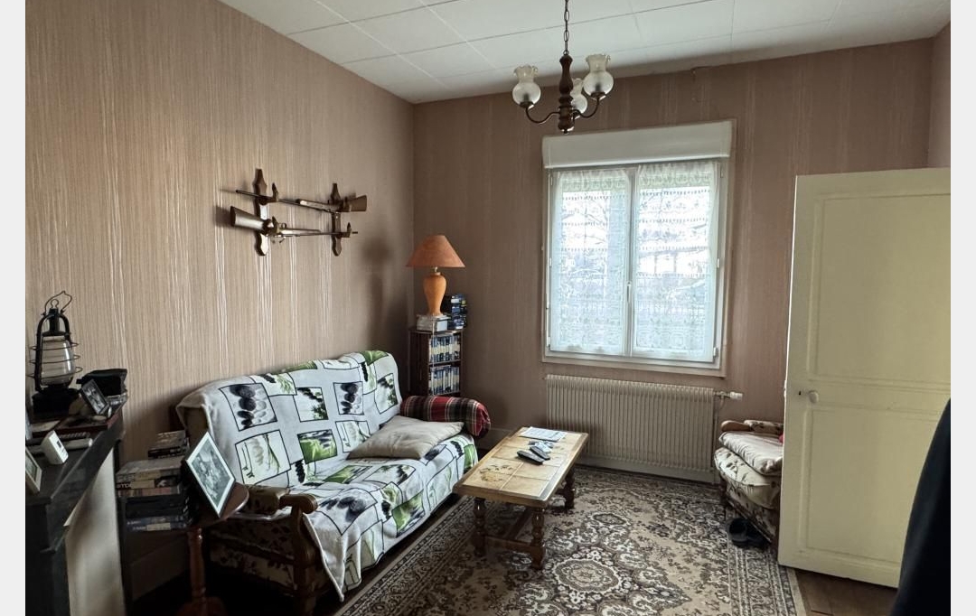 CHEVALIER IMMOBILIER : Maison / Villa | SAINT-AMAND-MONTROND (18200) | 57 m2 | 60 500 &euro; 