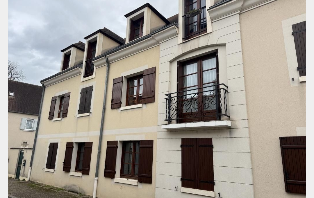 CHEVALIER IMMOBILIER : Appartement | SAINT-AMAND-MONTROND (18200) | 139 m2 | 140 000 &euro; 