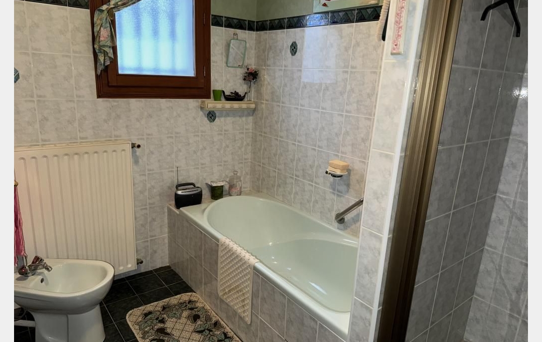 CHEVALIER IMMOBILIER : Appartement | SAINT-AMAND-MONTROND (18200) | 139 m2 | 140 000 &euro; 