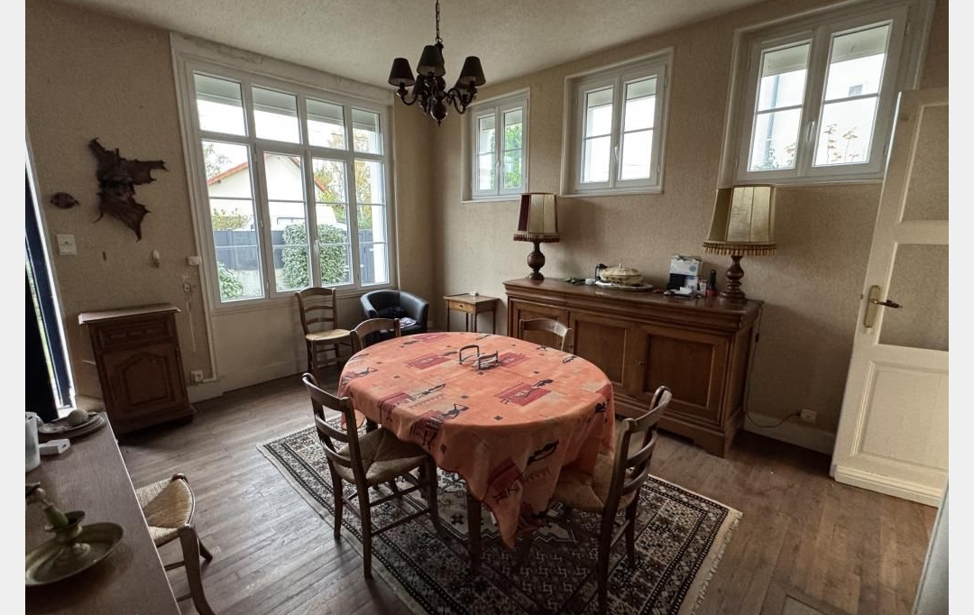 CHEVALIER IMMOBILIER : Maison / Villa | SAINT-AMAND-MONTROND (18200) | 92 m2 | 99 800 &euro; 