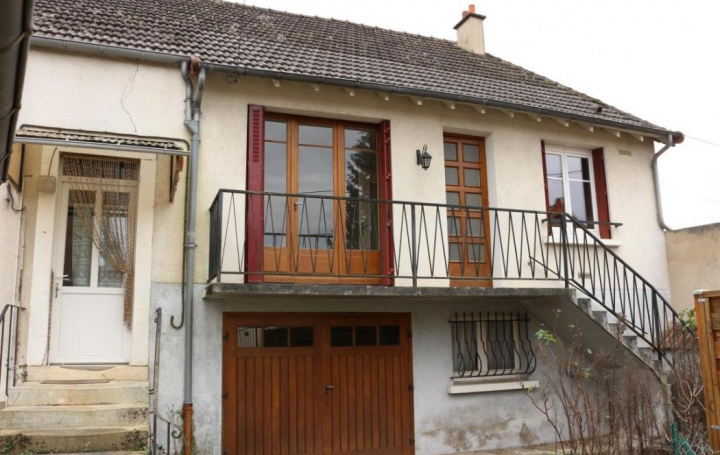 CHEVALIER IMMOBILIER : House | SAINT-AMAND-MONTROND (18200) | 105 m2 | 86 000 € 