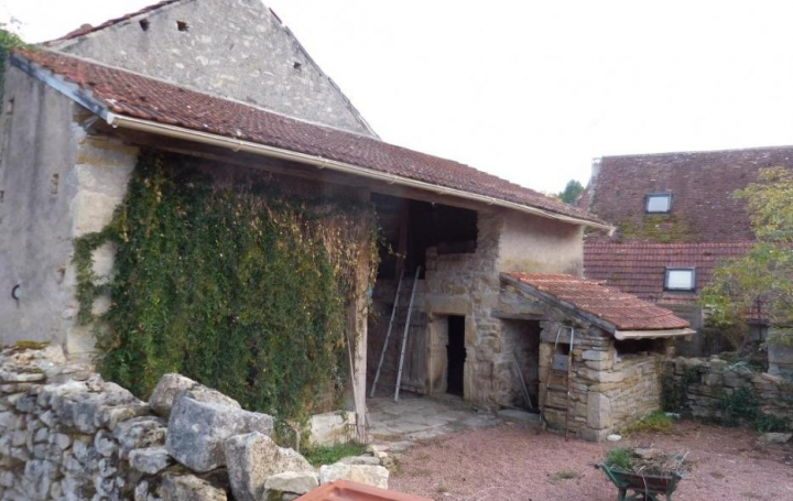 CHEVALIER IMMOBILIER : House | SAINT-AMAND-MONTROND (18200) | 110 m2 | 78 500 € 