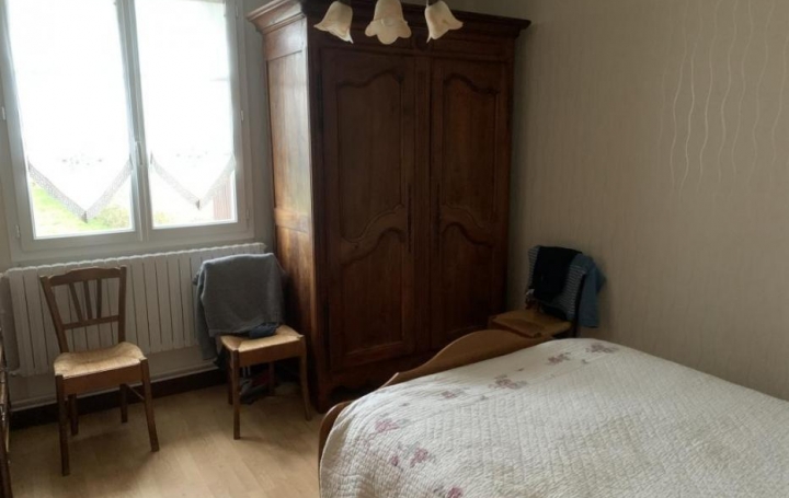CHEVALIER IMMOBILIER : Maison / Villa | SAINT-AMAND-MONTROND (18200) | 140 m2 | 158 900 € 
