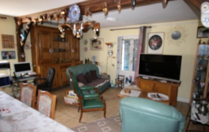 CHEVALIER IMMOBILIER : Maison / Villa | SAINT-AMAND-MONTROND (18200) | 97 m2 | 107 000 € 