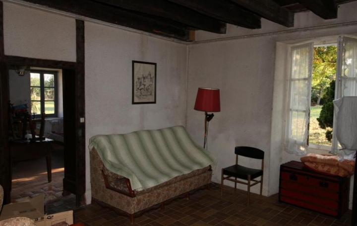 CHEVALIER IMMOBILIER : Maison / Villa | ARCOMPS (18200) | 88 m2 | 49 000 € 