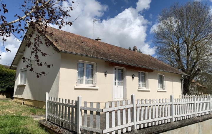  CHEVALIER IMMOBILIER Maison / Villa | SAINT-AMAND-MONTROND (18200) | 110 m2 | 78 500 € 