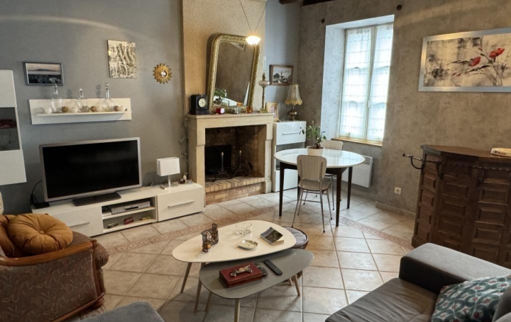 Maison   SAINT-AMAND-MONTROND  117 m2 144 000 € 