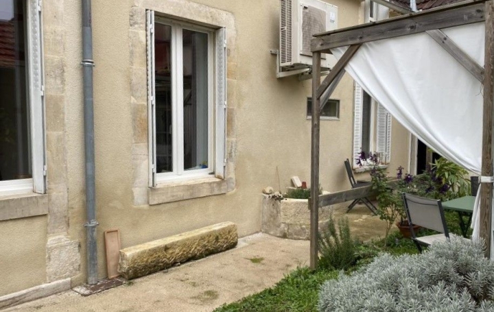  CHEVALIER IMMOBILIER Maison / Villa | SAINT-AMAND-MONTROND (18200) | 99 m2 | 117 000 € 