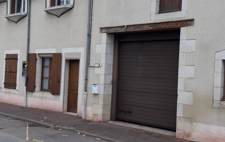  CHEVALIER IMMOBILIER Maison / Villa | SAINT-AMAND-MONTROND (18200) | 147 m2 | 108 000 € 