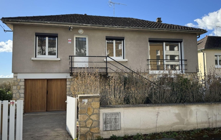  CHEVALIER IMMOBILIER Maison / Villa | SAINT-AMAND-MONTROND (18200) | 87 m2 | 81 750 € 