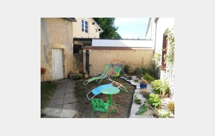 CHEVALIER IMMOBILIER : House | SAINT-AMAND-MONTROND (18200) | 133 m2 | 138 000 € 